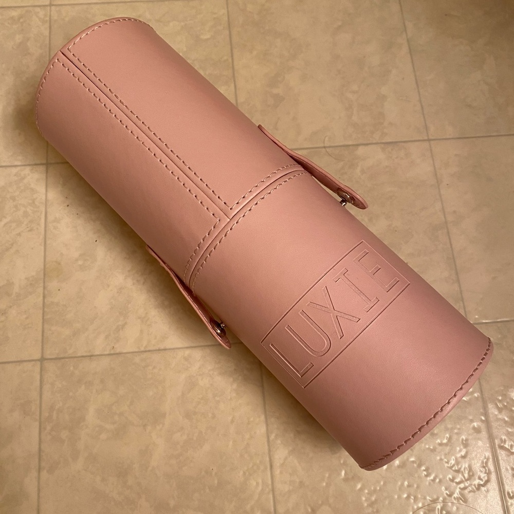 Luxie Pink Brush Cup Holder